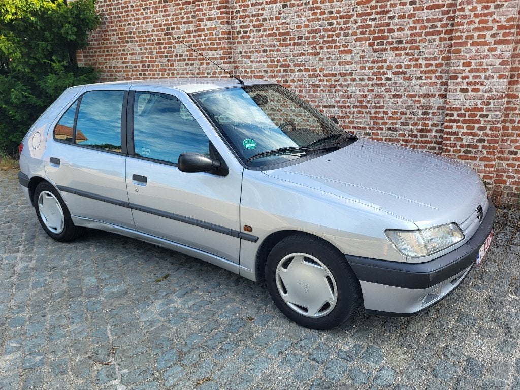 Peugeot 306 AUTOMATIC Essence homologuée à vendre, Autos, Argent ou Gris, Noir, 5 portes, Automatique
