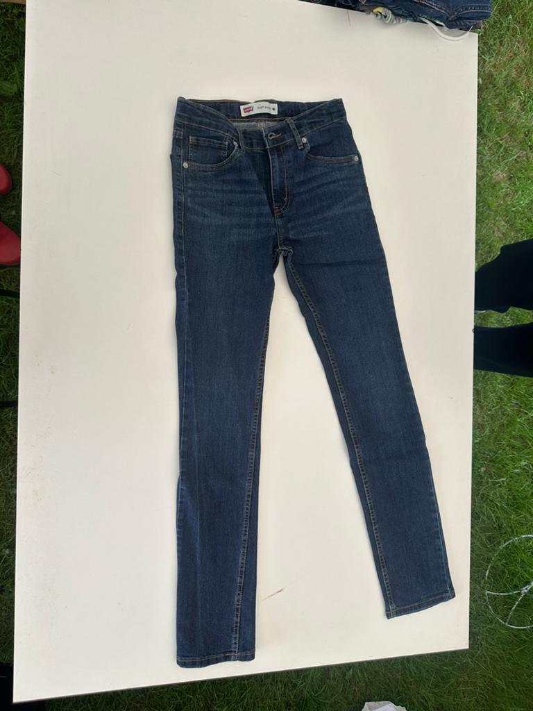 Levis 501 16 ans, Enlèvement, Comme neuf