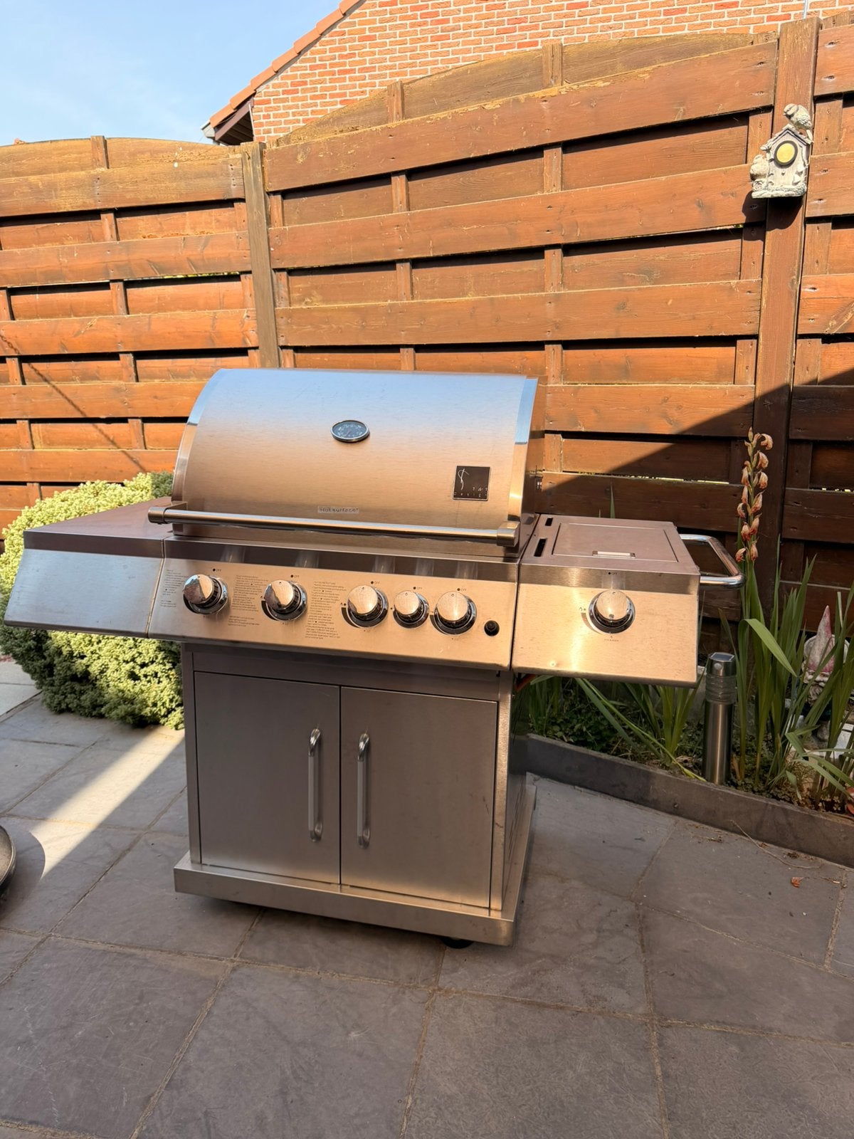 T&T Design BBQ (gas), Tuin en Terras, Ophalen, Zo goed als nieuw