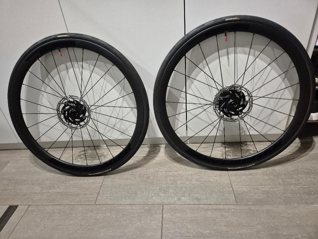 Bontrager elite 35 carbon wielset in nieuwstaat, Fietsen en Brommers, Wiel, Ophalen of Verzenden, Zo goed als nieuw, Bontrager