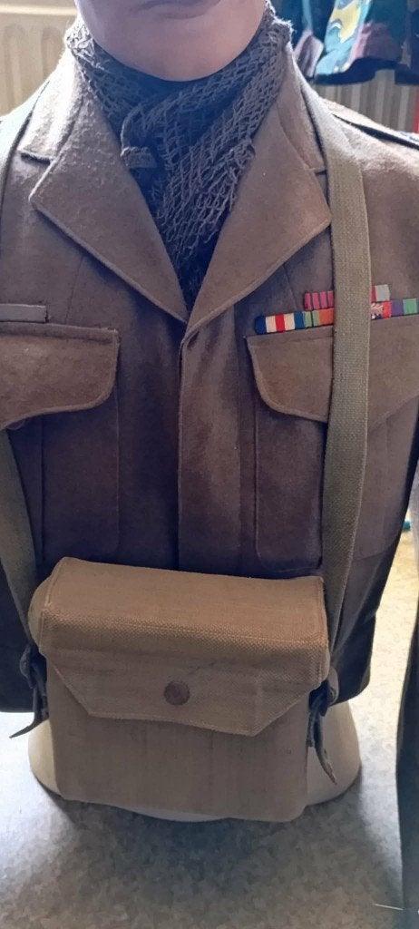 UK- battledress Signal Corps + tas +verrekijker, Ophalen of Verzenden, Landmacht, Kleding of Schoenen