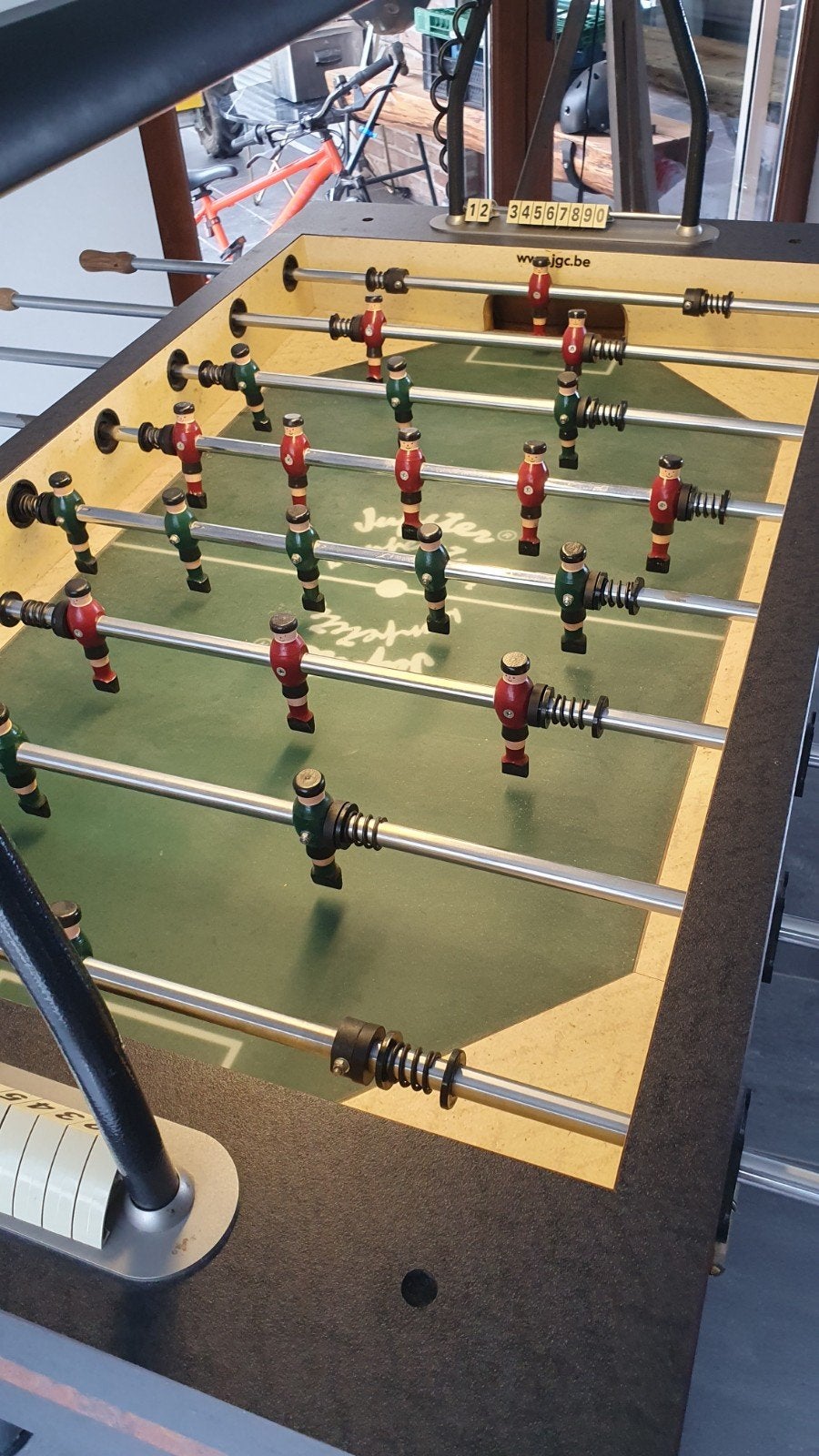 Babyfoot de la marque Jupiter, Enlèvement