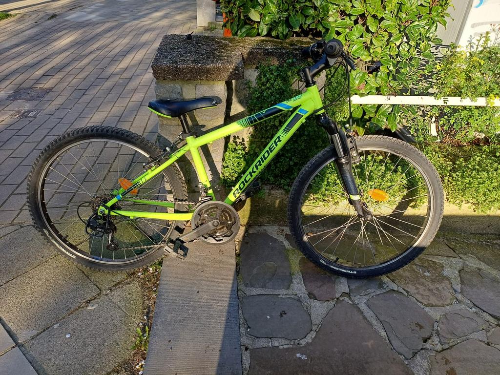 VTT enfant rockrider ST500 24 Pouces 9-12 ans, Vélos & Vélomoteurs, Vélos | VTT & Mountainbikes, Autres marques, 45 à 49 cm, Enlèvement