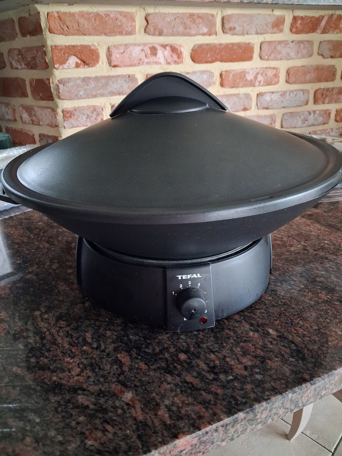 Wok électrique, Enlèvement, Wok