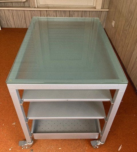 TV-kast in glas en aluminium, Ophalen, 50 tot 100 cm, Zo goed als nieuw, Glas