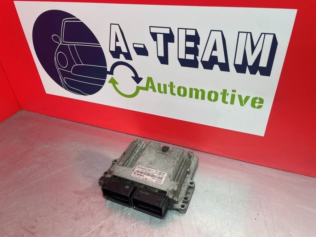 CALCULATEUR MOTEUR ECU Ford Transit (01-2000/05-2006), Autos : Pièces & Accessoires, Henry-Ford-Straße  1
50735  Köln, DE, Ford-Werke GmbH