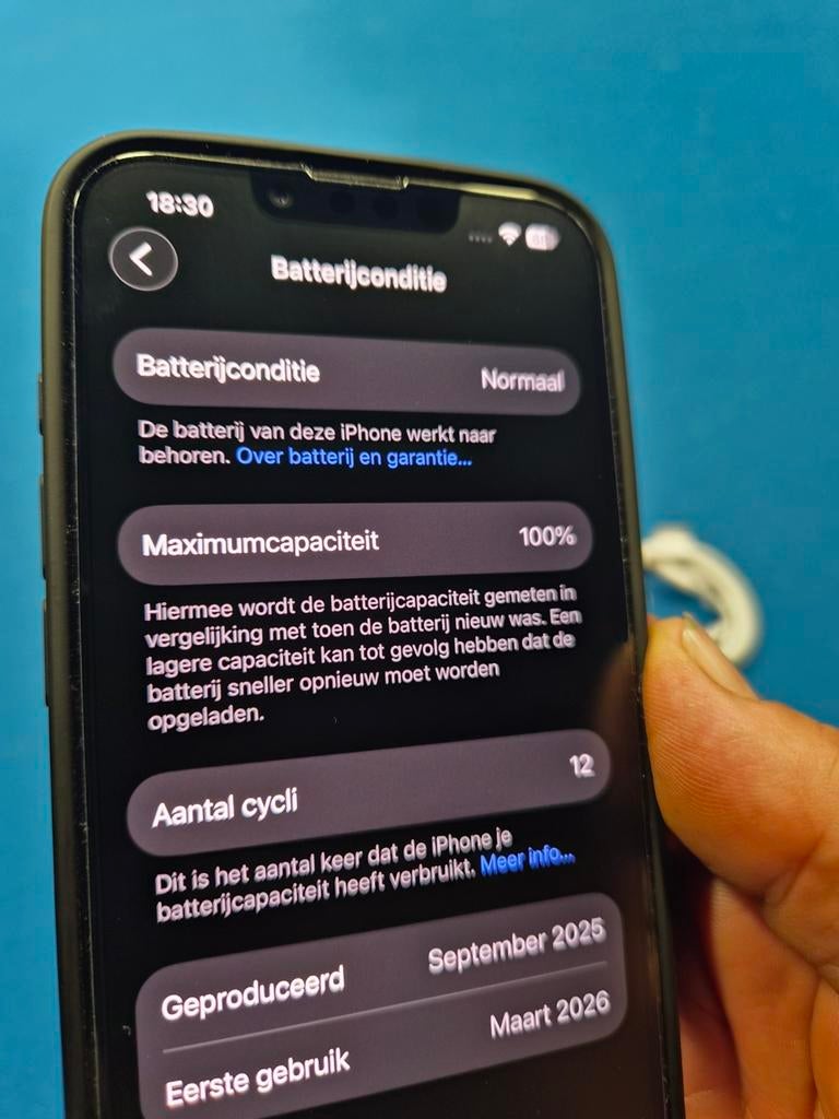 Apple iphone 16e, Zwart, Ophalen of Verzenden, Zo goed als nieuw, Zonder simlock