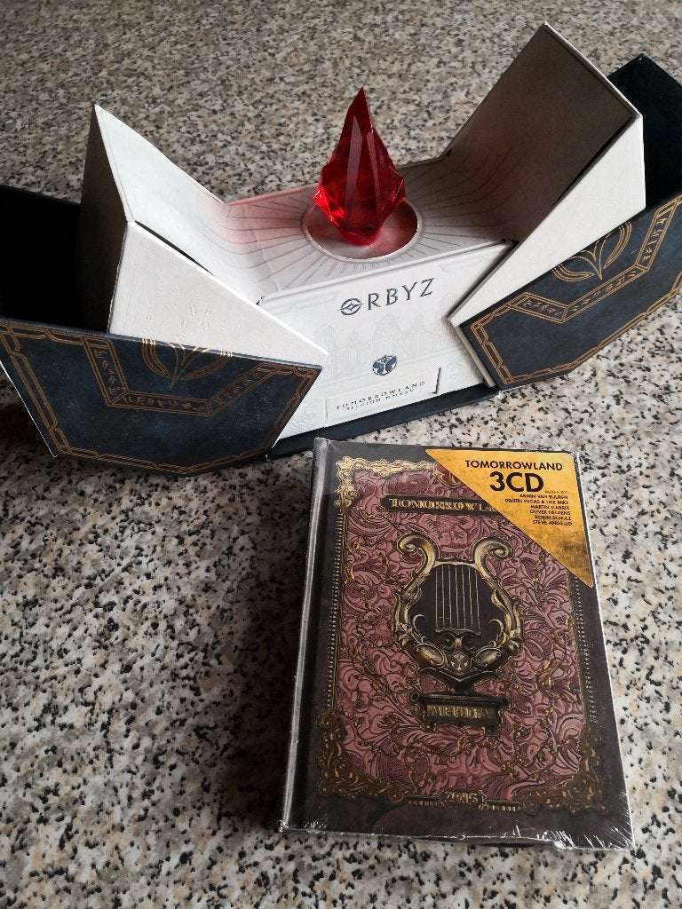 Tomorrowland items uit te kiezen, Ophalen