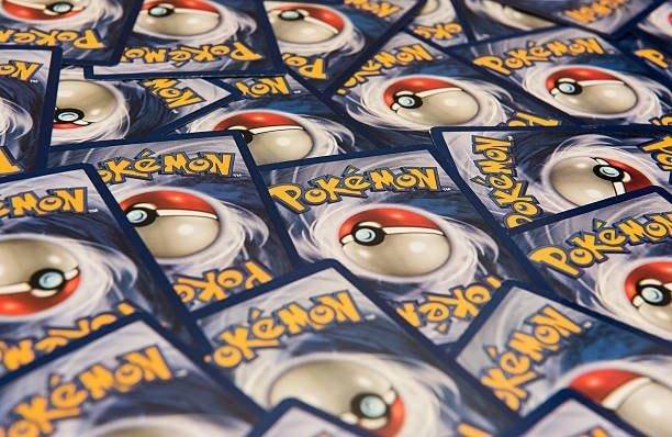 Pokemon collecties gezocht, Hobby en Vrije tijd, Verzamelkaartspellen | Pokémon, Nieuw, Meerdere kaarten, Foil, Ophalen of Verzenden