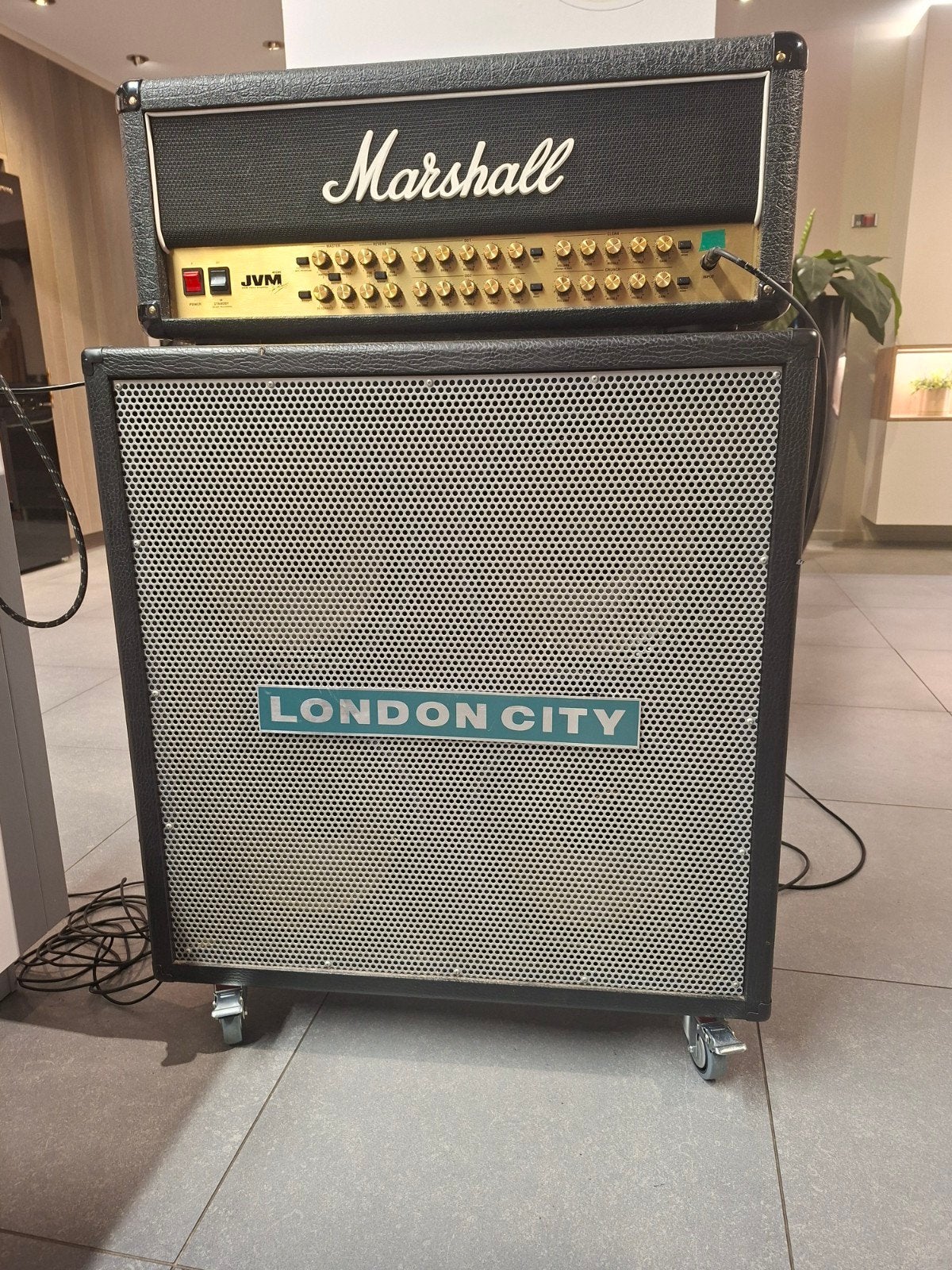 gitaar versterker marshall, Musique & Instruments, Enlèvement, Utilisé, Guitare, 100 watts ou plus