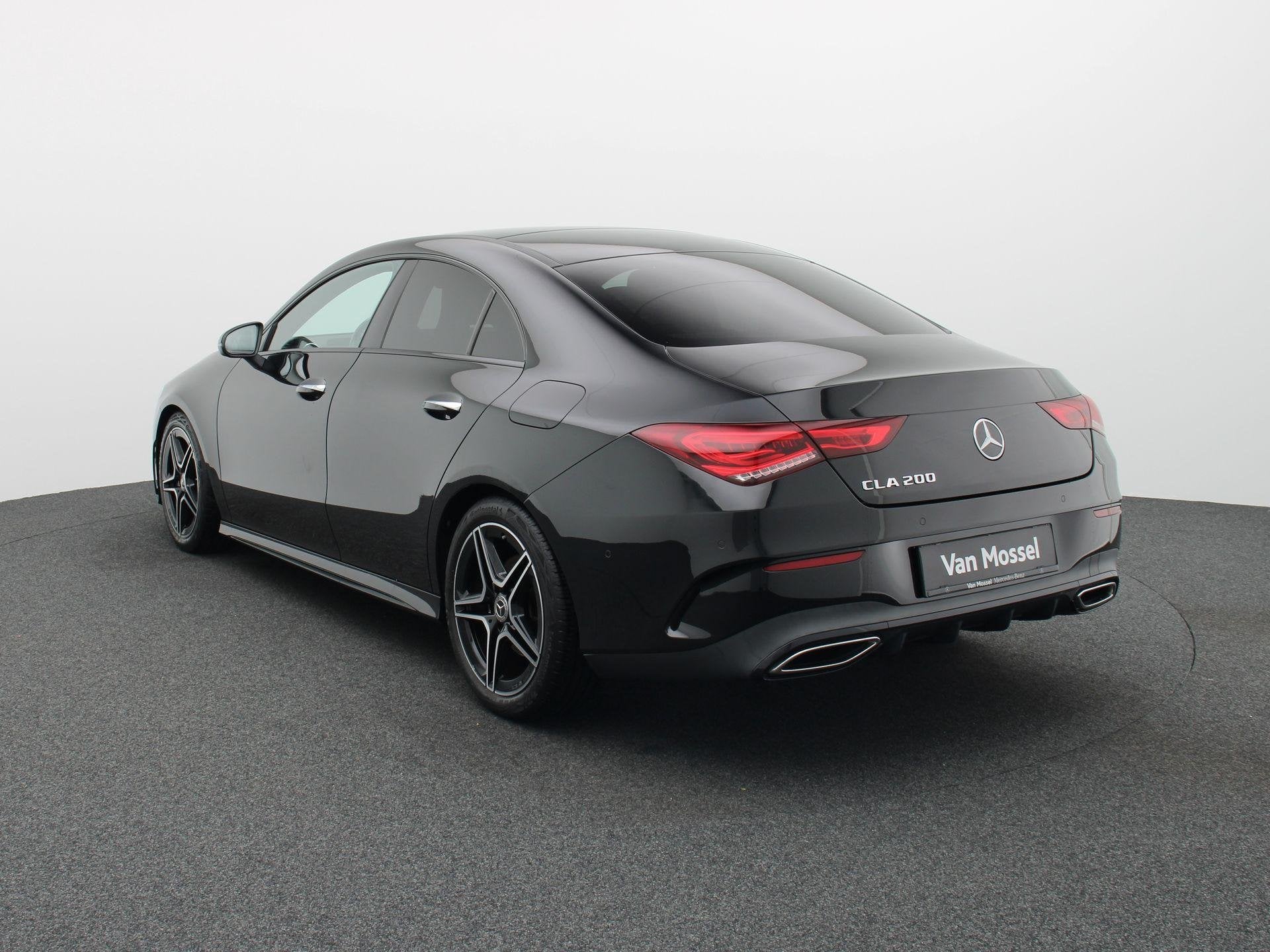 Mercedes-Benz CLA-Klasse 200 AMG Line + PANO DAK + MULTIBEAM, Autos, Achat, 140 g/km, Entreprise, 715 kg