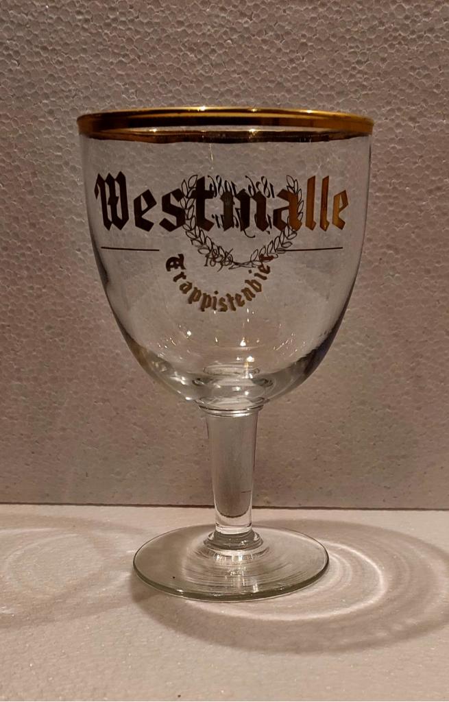 Westmalle 150 Jaar Jubileum Glazen (1836–1986) Met Goudrand, Verzamelen, Biermerken, Zo goed als nieuw, Glas of Glazen, Overige merken