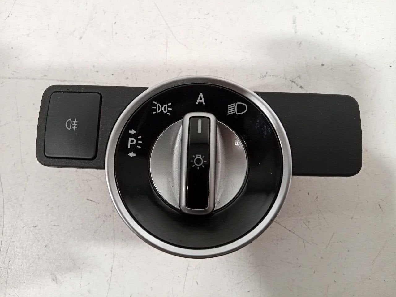 Lichtschakelaar Mercedes-Benz E-Klasse, Onderdelen@venauto.nl, Van der Ven Autorecycling B.V., Ettenseweg 76, 4706 PB Roosendaal, The Netherlands