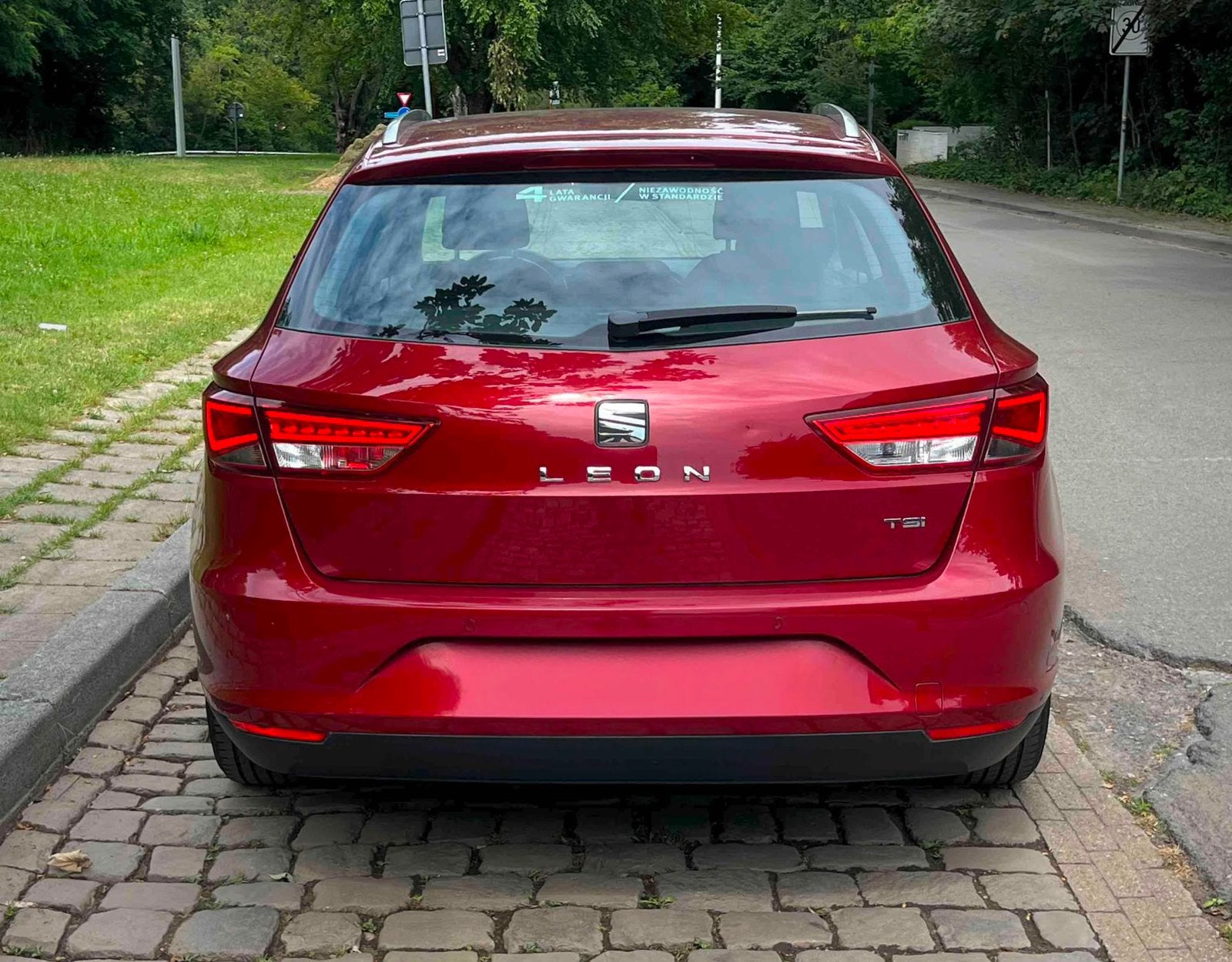 Seat Leon ST Style 1.4 TSI Van het jaar 2015 Euro 6 Benzine, Autos, Seat, Rouge, Achat, Euro 6, Noir