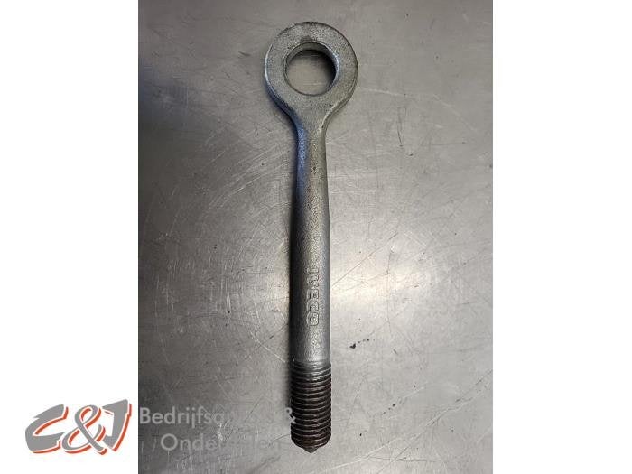 Crochet de remorquage avant d'un Iveco New Daily, -, 3 mois de garantie, Utilisé, Autres marques automobiles