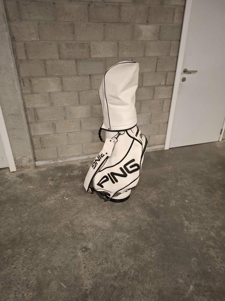 Mooie witte lederen golftas PING met ping sing 2 Clubs, Ophalen, Ping