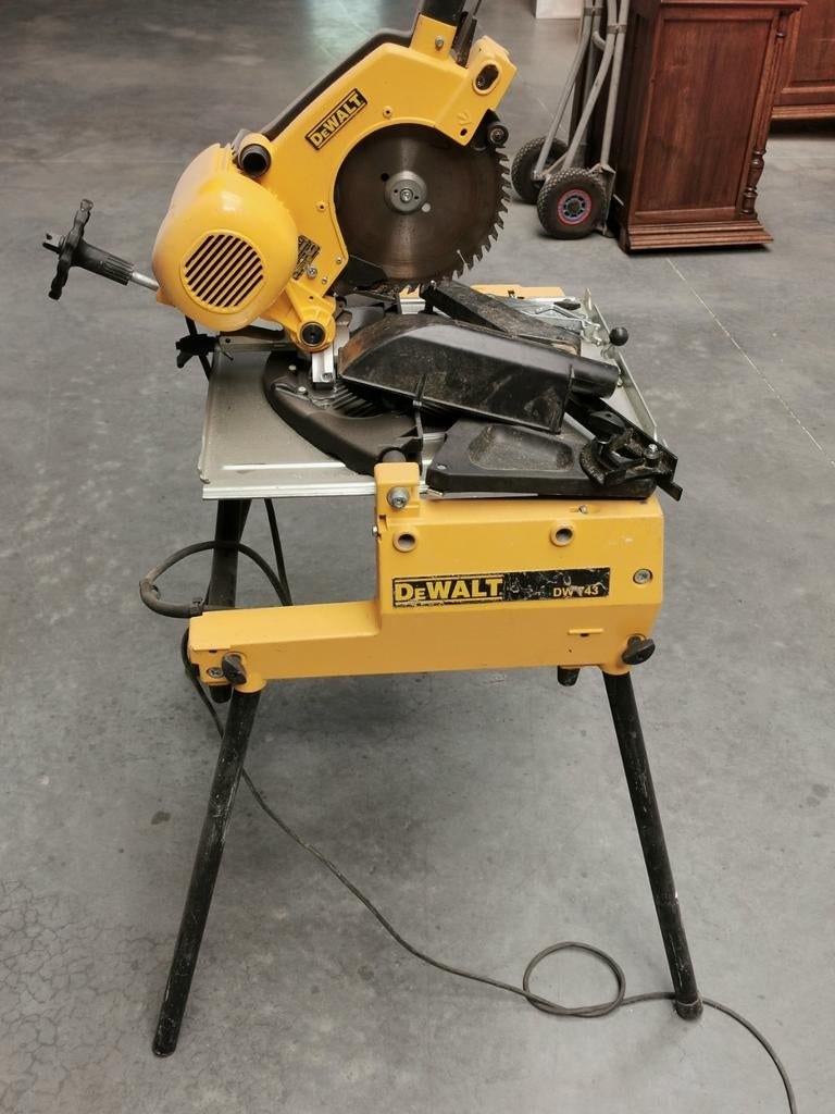 Afkortzaag flip over, Bricolage & Construction, Outillage | Scies mécaniques, Enlèvement, Scie à onglet