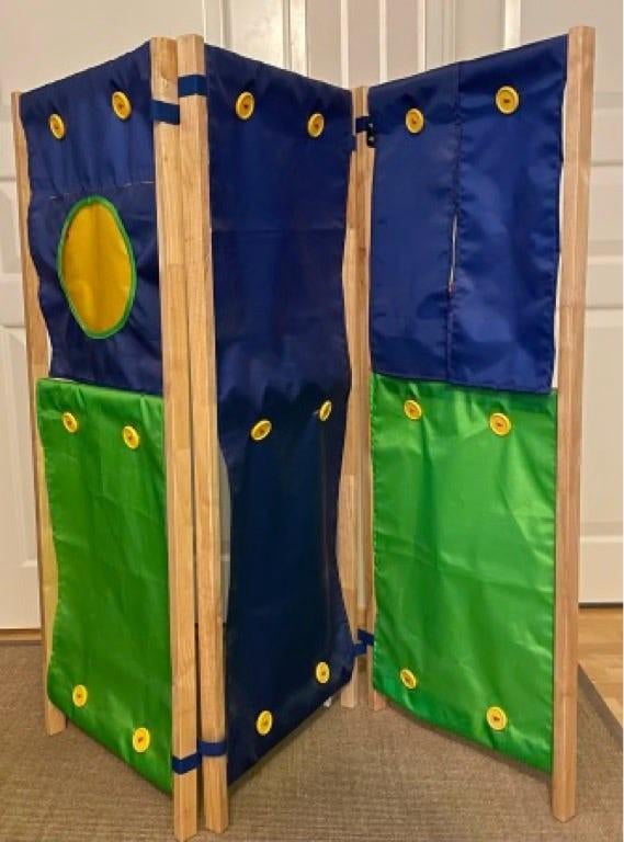 Kinder poppenkast / paravent, Ophalen
