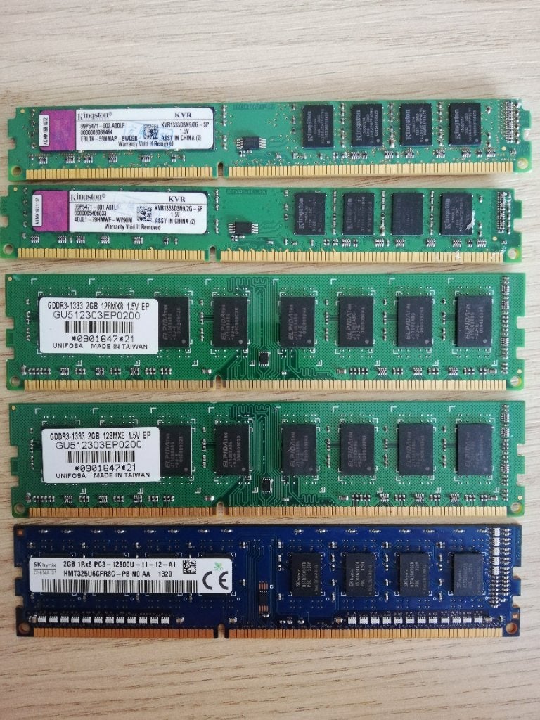 5 latjes van 2GB DDR3 desktop, Computers en Software, RAM geheugen, DDR3, Ophalen of Verzenden, Zo goed als nieuw, Desktop