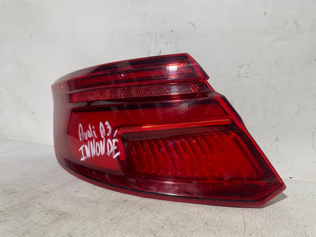 Feux arriere gauche INNONDE AUDI A3 8V4945091, Audi, Enlèvement, Utilisé