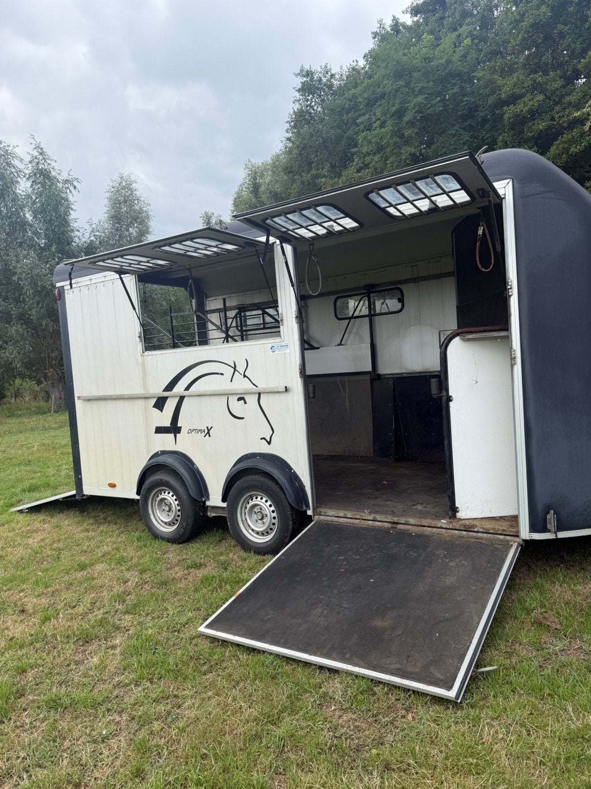 Cheval Liberté Optimax 4-paardstrailer, Animaux & Accessoires, Chevaux & Poneys | Semi-remorques & Remorques, Enlèvement, Utilisé