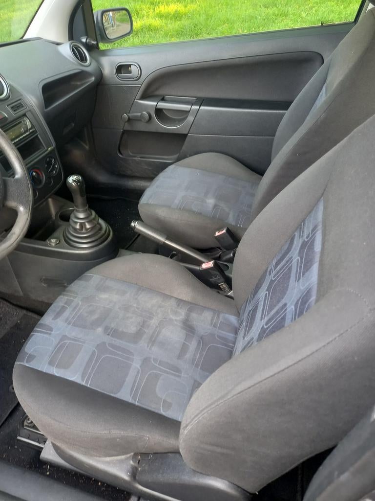 Ford fiesta, Autos, Particulier, Essence, Achat