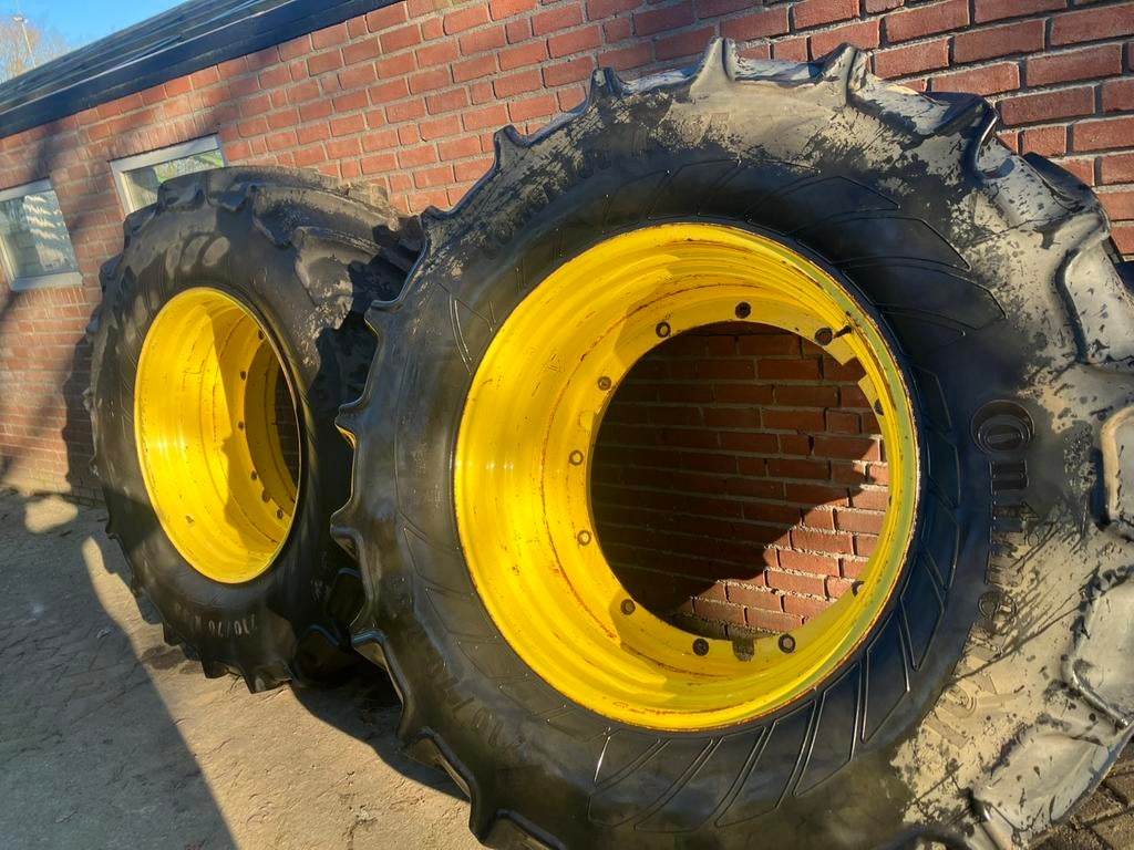 Continental ac65 710 70 r38 45mm, Zakelijke goederen, Landbouw | Onderdelen | Banden, Velgen en Assen, Ophalen of Verzenden