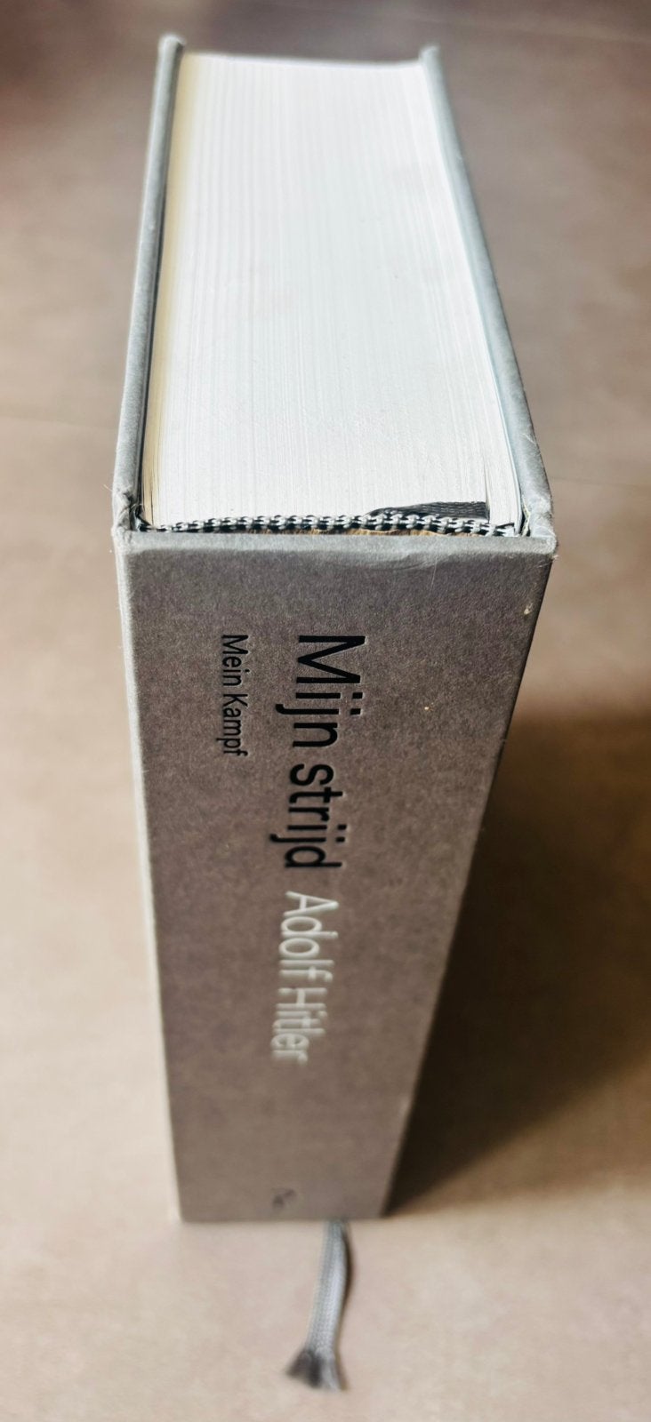 Boek Mijn Strijd, Ophalen of Verzenden, Zo goed als nieuw