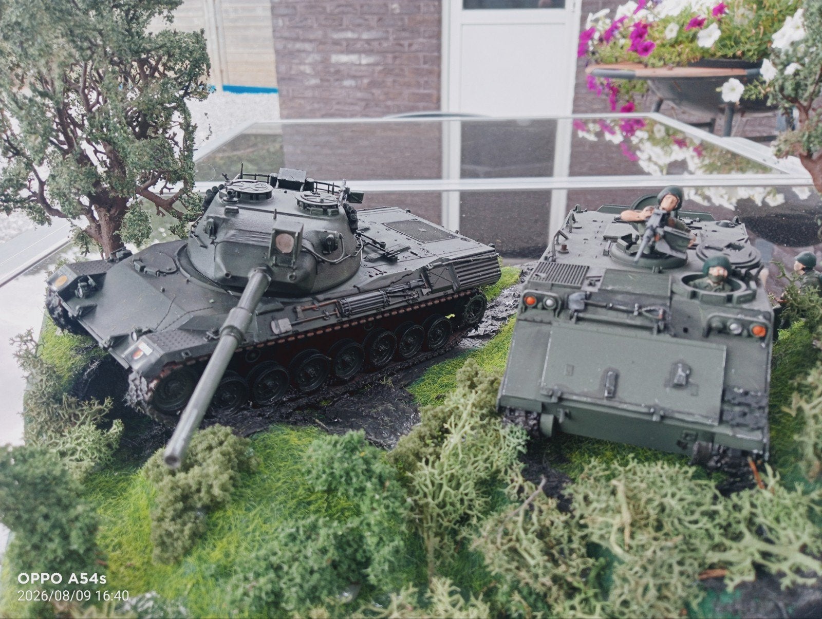 diorama 1/35 Leopard en m113, Enlèvement, 1:32 à 1:50