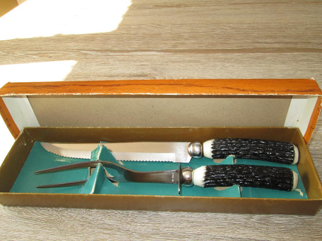 Couteau et fourchette à viande "ROSTFREI"., Enlèvement, Utilisé, Synthétique, Ensemble de couverts