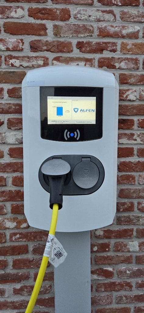 Laadpaal Alfen Eve Double Pro-line 3 fase 2x socket Type 2, Auto diversen, Laadpalen, Ophalen, Zo goed als nieuw, Laadpaal