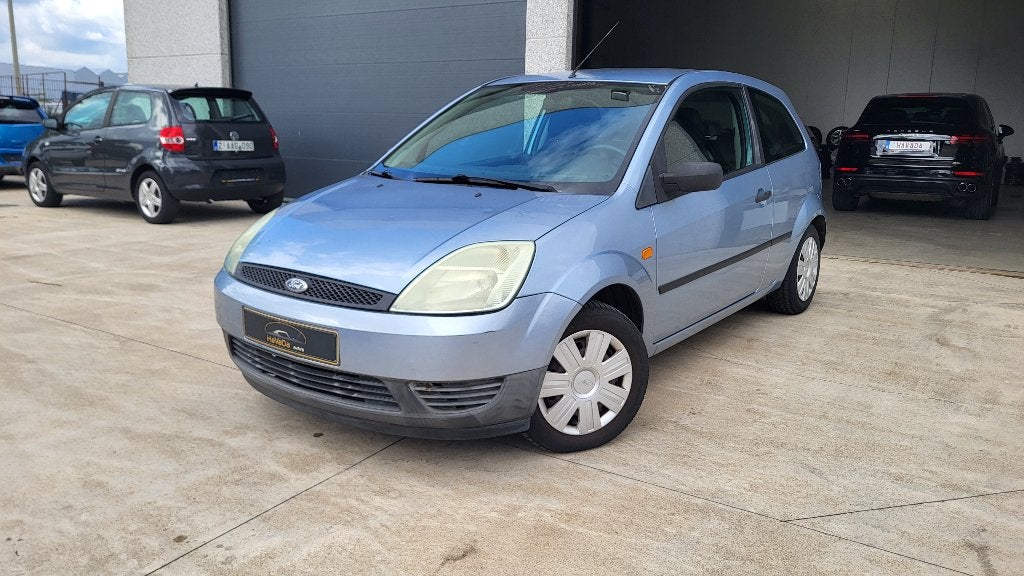 Ford Fiesta 1.3 Essence 053.000 km Pret pour immatriculer, Argent ou Gris, Achat, Boîte manuelle, Entretenue par le concessionnaire