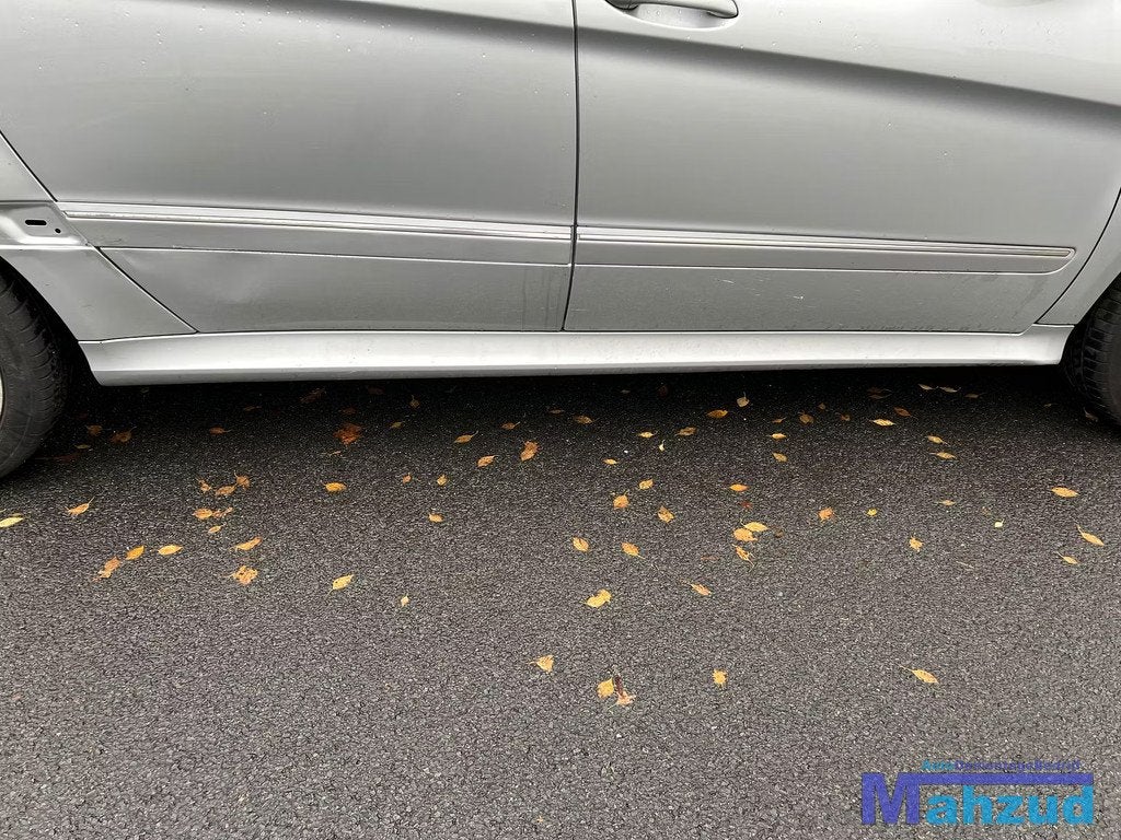 MERCEDES B KLASSE W245 Zilver 761 rechts zijskirt 2005-2011, Gebruikt, Mercedes-Benz AG, Mercedes-Benz, Mercedesstrasse 120
70372  Stuttgart, DE