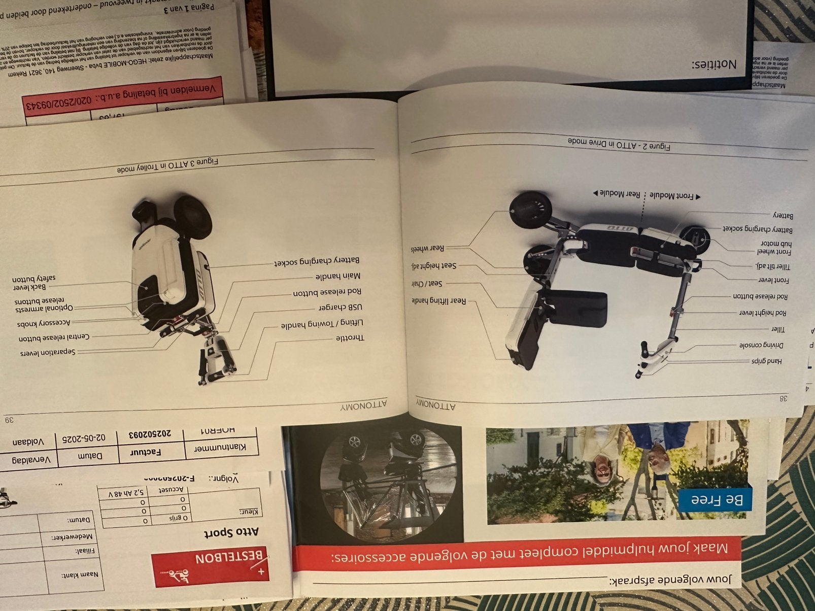 Atto sport opvouwbare scootmobiel, Diversen, Brommobielen en Scootmobielen, 10 km/u of minder, 16 t/m 25 km, Zo goed als nieuw