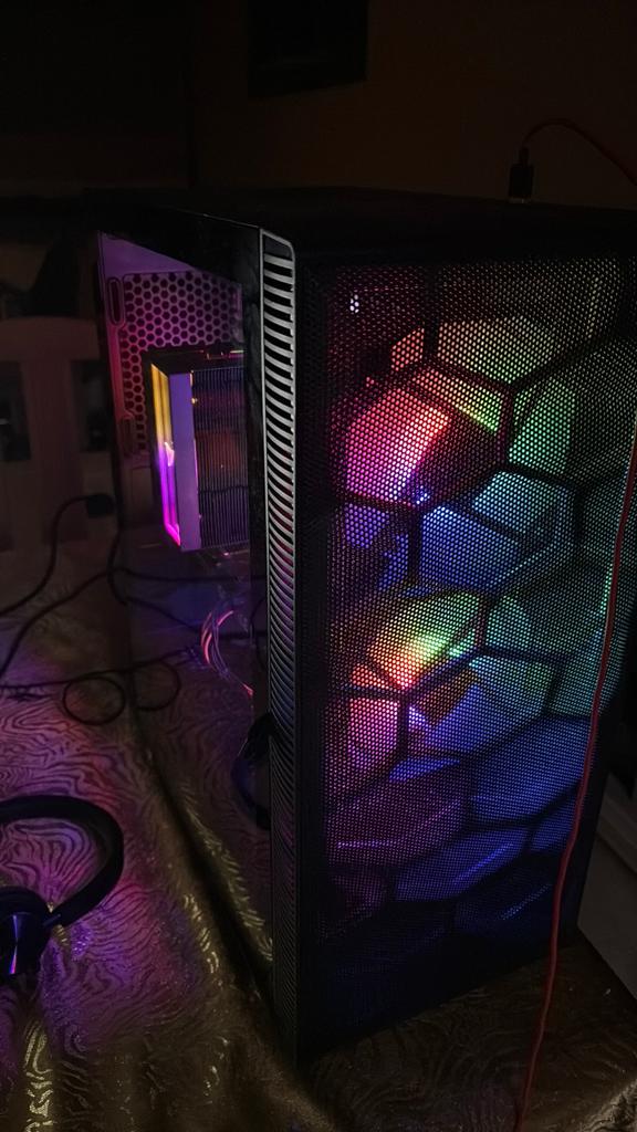 Gaming pc amd ryzen 7 5800x rtx 3060 12gb, Ophalen, Zo goed als nieuw, Gaming, SSD