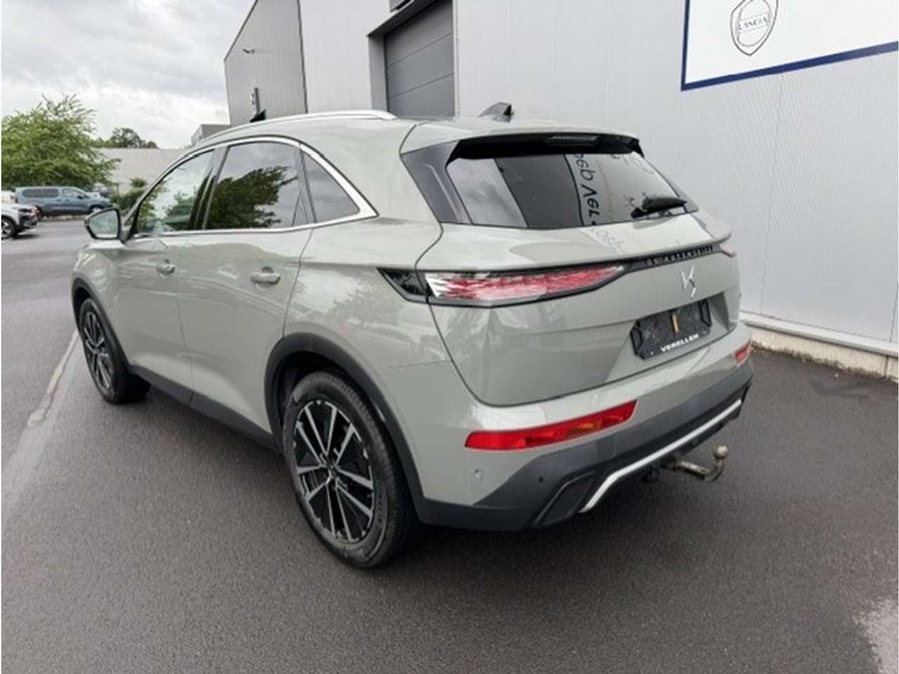 DS Automobiles DS7 Crossback 7 RIVOLI HDI 130PK, Auto's, Zwart, 4 cilinders, Bedrijf, 97 kW