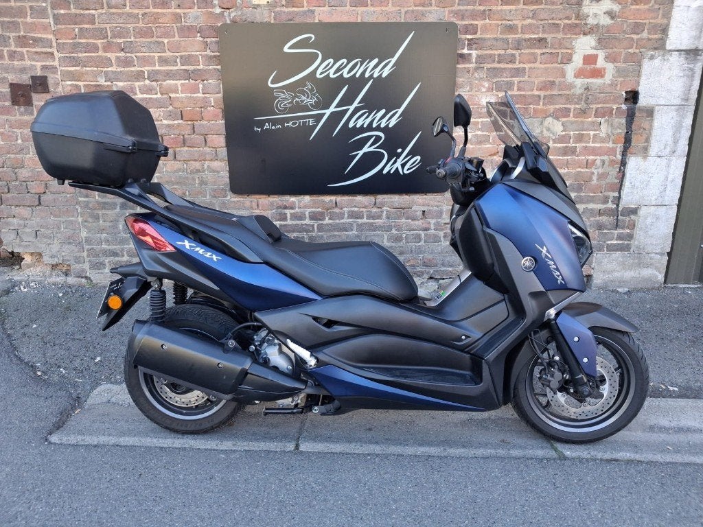 YAMAHA X MAX 300 EN BEL ETAT, DEPOT VENTE CLIENT, 3850 EU, Motos, 300 cm³, Scooter, Entreprise, Occasion