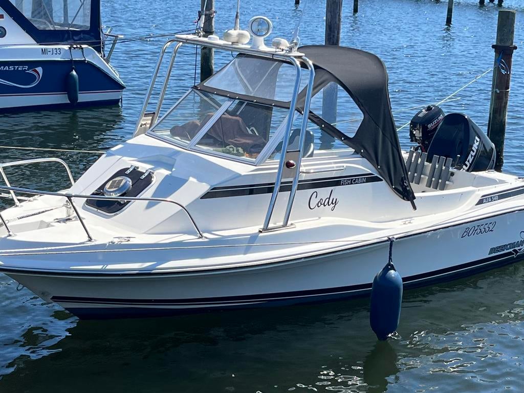 Beekman 540 fish cabin, Watersport en Boten, Ophalen, Zo goed als nieuw