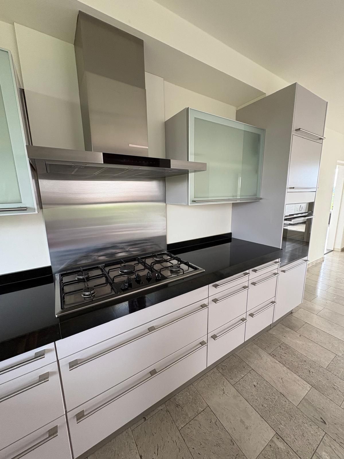 Cuisine équipée SieMatic, Maison & Meubles, Cuisine | Cuisines complètes, Granit ou Pierre, Autres couleurs, Comme neuf, Enlèvement