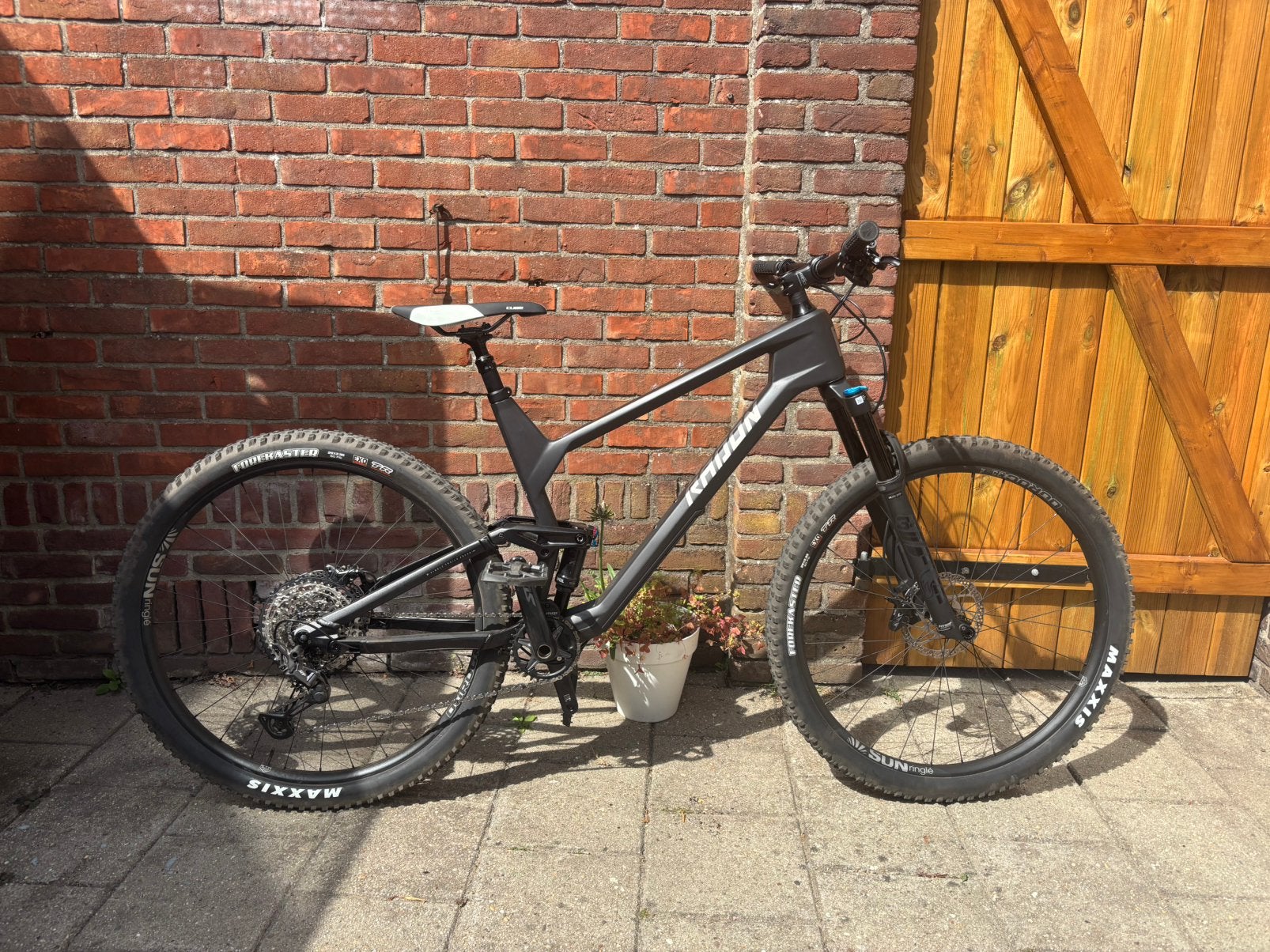 Radon skeen trail cf9.0, Fietsen en Brommers, Ophalen, Zo goed als nieuw
