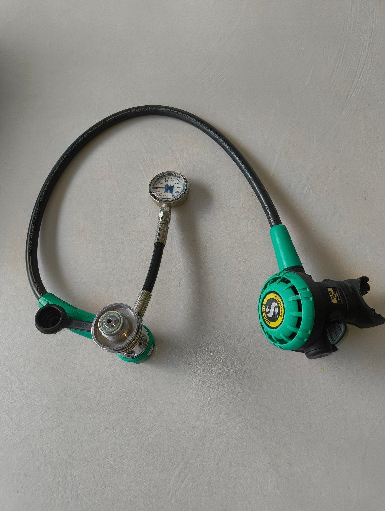 Scubapro Nitrox ontspanner M26 met manometer, Watersport en Boten, Ophalen of Verzenden, Gebruikt, Overige typen