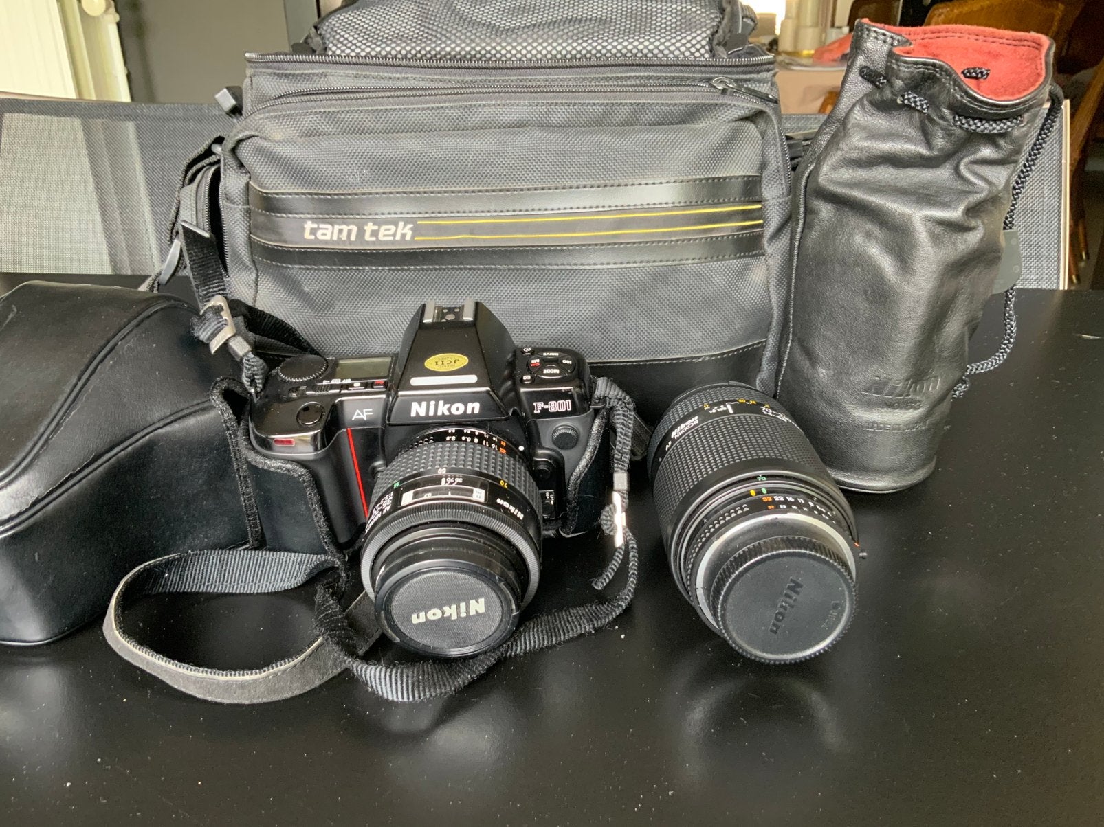 Nikon F801 met lenzen en draagtas, Audio, Tv en Foto, Ophalen, Zo goed als nieuw, Cameratas, Nikon