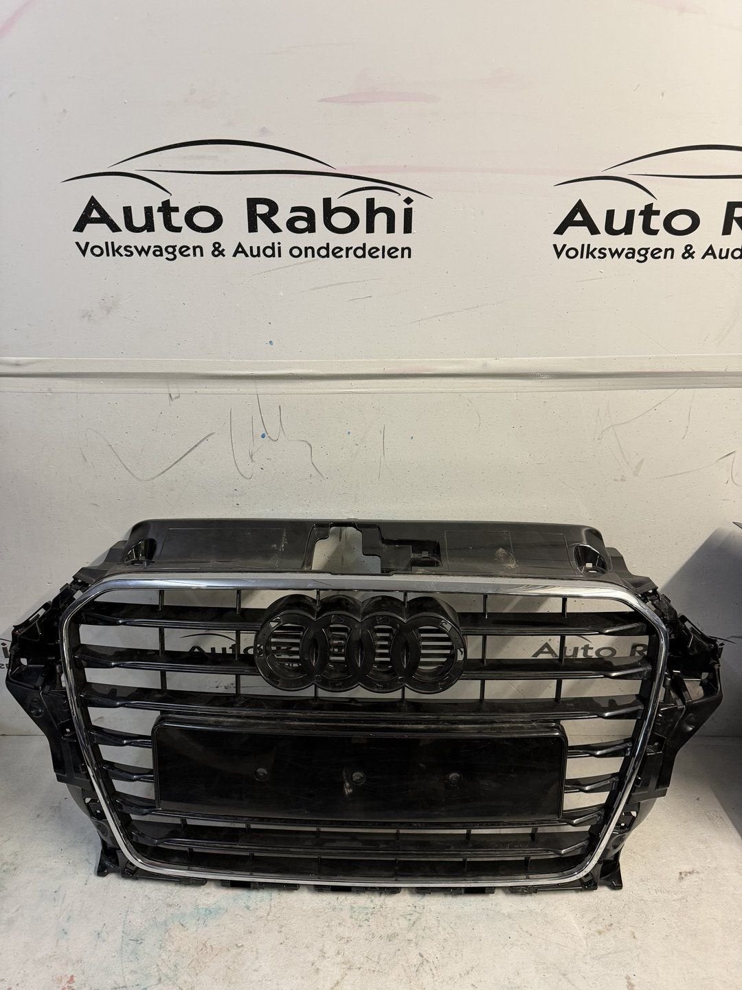 Audi a3 8V sline sline grill 8V3853651, Gebruikt, -, -, Ophalen of Verzenden