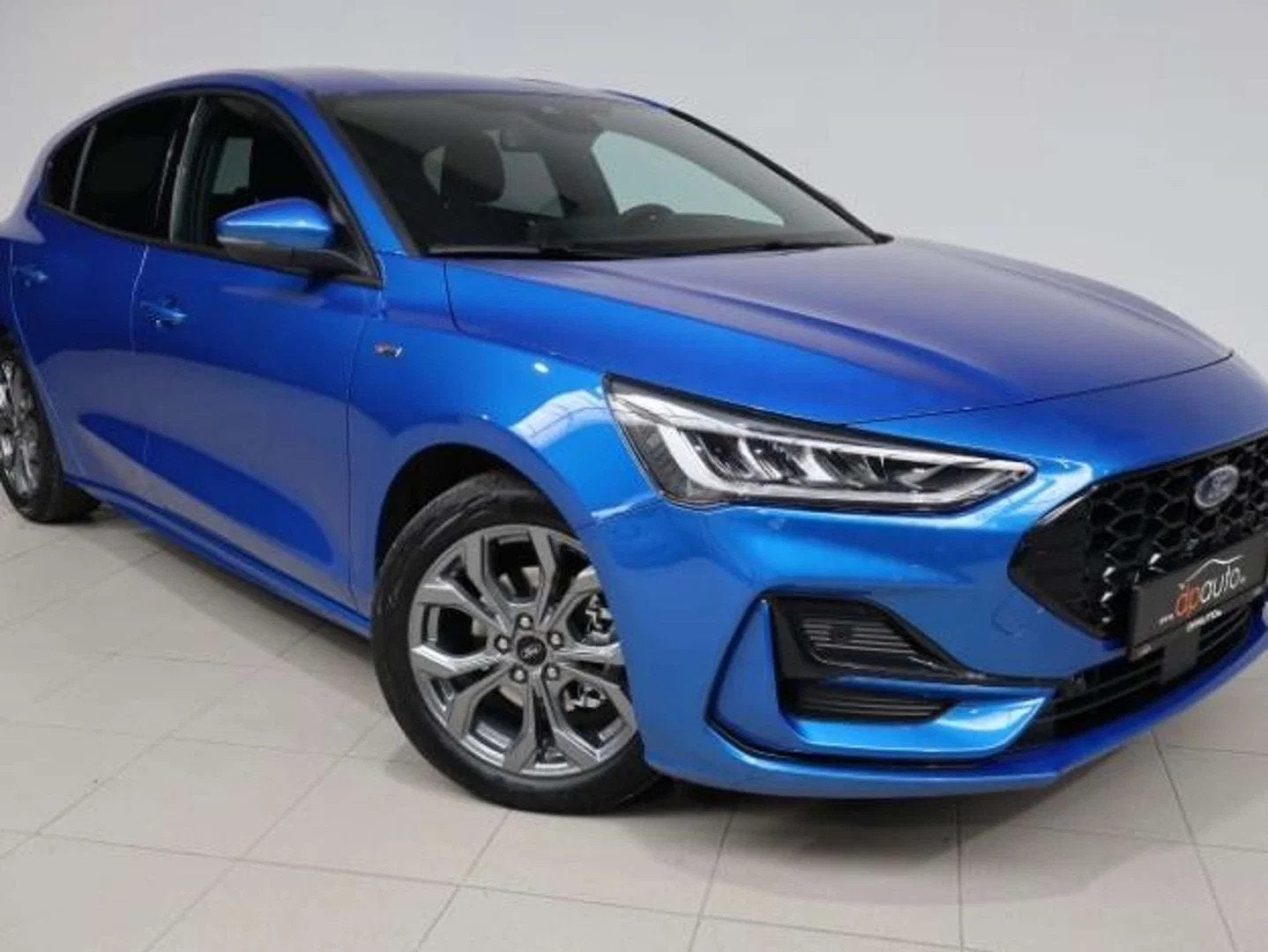 Ford Focus Focus 1.0 EcoBoost MHEV ST-Line X (bj 2026), 114 kW, Gebruikt, Blauw, 155 pk