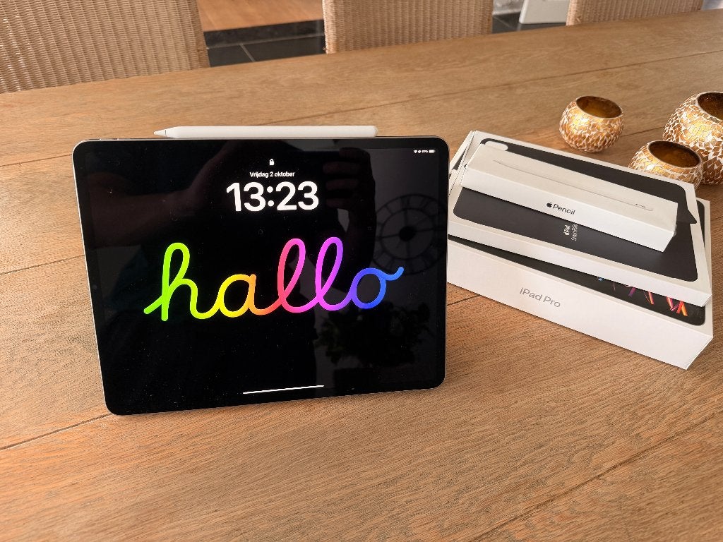 iPad Pro 12,9" M2 (6e génération) 128 Go + Apple Pencil 2, Gris, 13 pouces ou plus, Comme neuf, Enlèvement