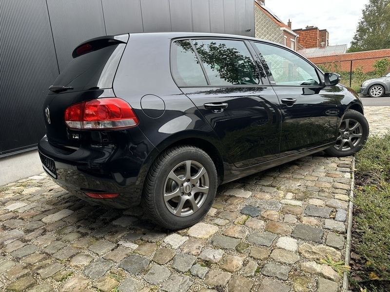 Volkswagen Golf, Voorwielaandrijving, Gebruikt, Zwart, 4 cilinders