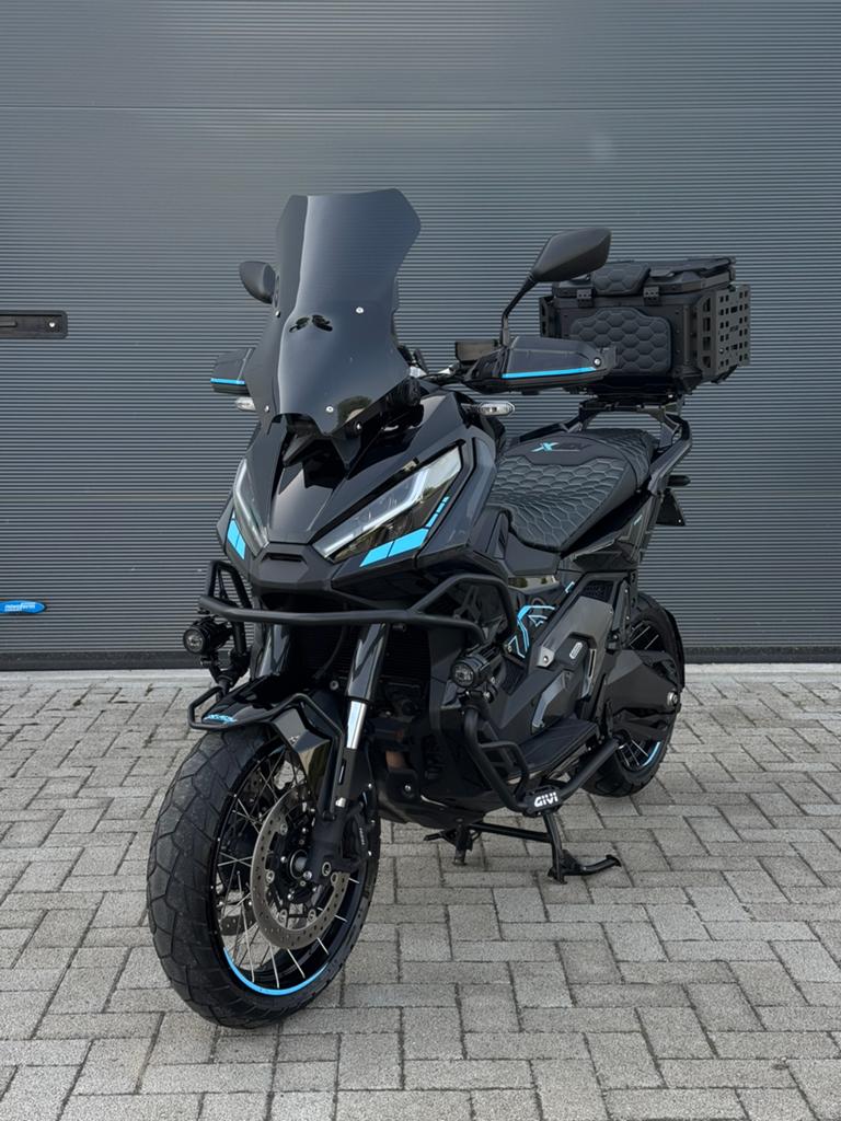 Honda X-ADV 750 Édition spéciale 2024 (Kustom), Motos, Permis Moto A, 750 cm³, Plus de 35 kW, 2 cylindres