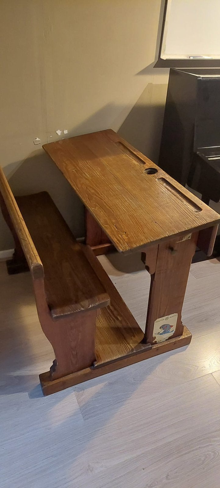 Vintage twee houten schoolbanken, Ophalen