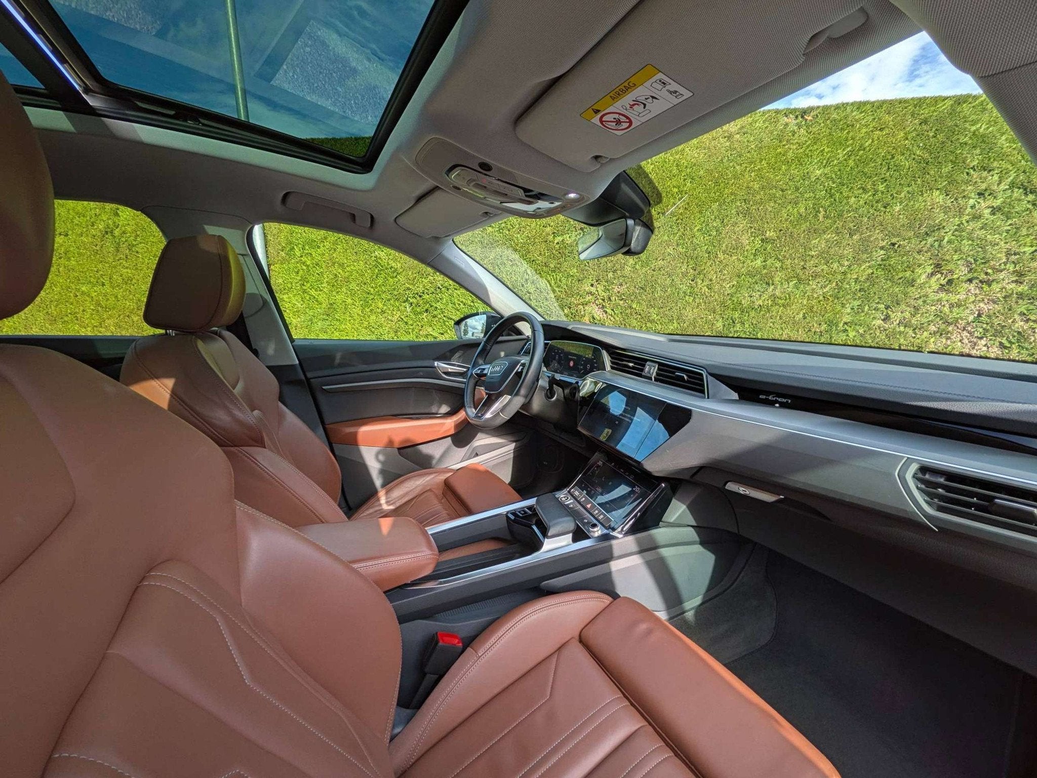 Audi Q8 e-tron extra garantie Sportback 114 kWh - sportzetel, Autos, Cuir, Achat, 408 ch, Entreprise