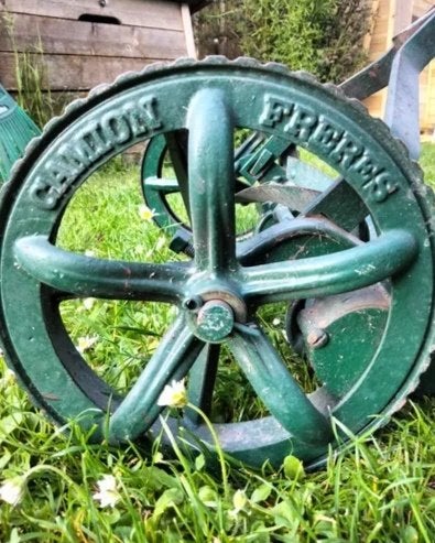 1930 Frères Vrachtwagenmaaier, Tuin en Terras, Grasmaaiers, Gebruikt, Handgrasmaaier, 40 t/m 49 cm, Cirkelmaaier, Ophalen of Verzenden